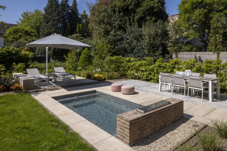 Swimmingpool/Outdoorpool CSIDE 37 mit Mosaik-Oberfläche